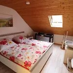 Haus Hees - Urlaub Im Gletscherkessel Praeg *