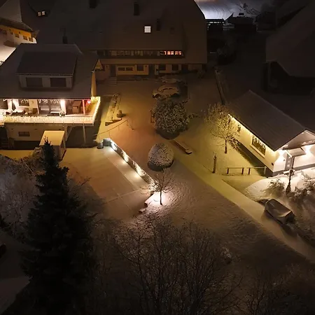 Apartamento Haus Hees - Urlaub Im Gletscherkessel Praeg *